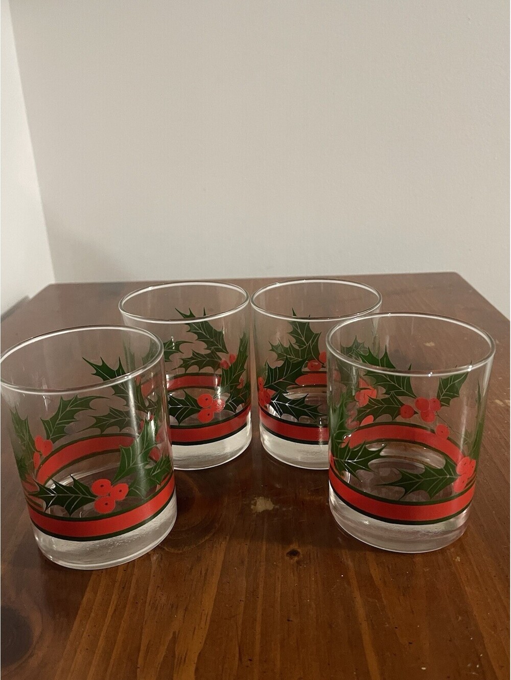 4 Holly & Berries Christmas Double Old Fashioned Tumblers Libbey Glass Co  1980s